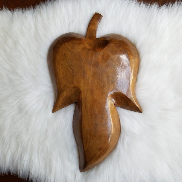 Boho Vintage Leaf Shaped Wooden Tray - Picture 13 of 13